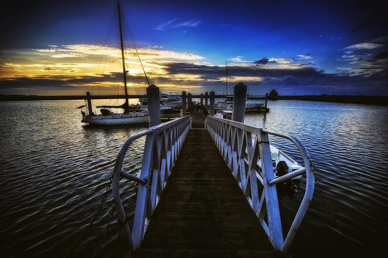 Yacht limanı ve yelkenli tekneler - Chiayi Budai limanı
