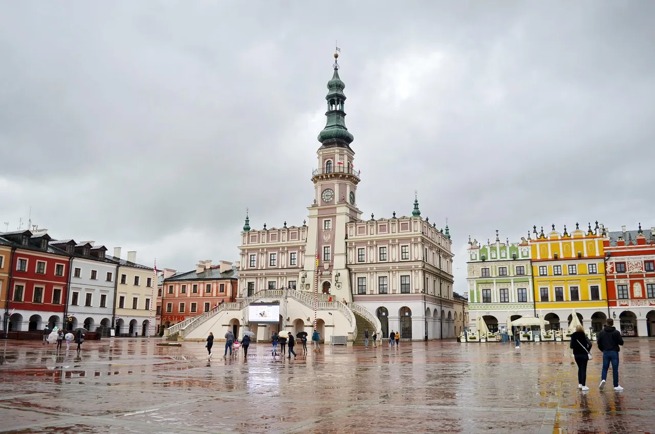 Zamość tarihi meydanı - kültürel şehir merkezi Zamość tarihi meydanı - kültürel şehir merkezi