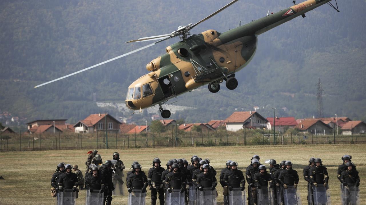 Bosna Hersek'te EUFOR helikopteri düştü: 4 kişi hayatını kaybetti