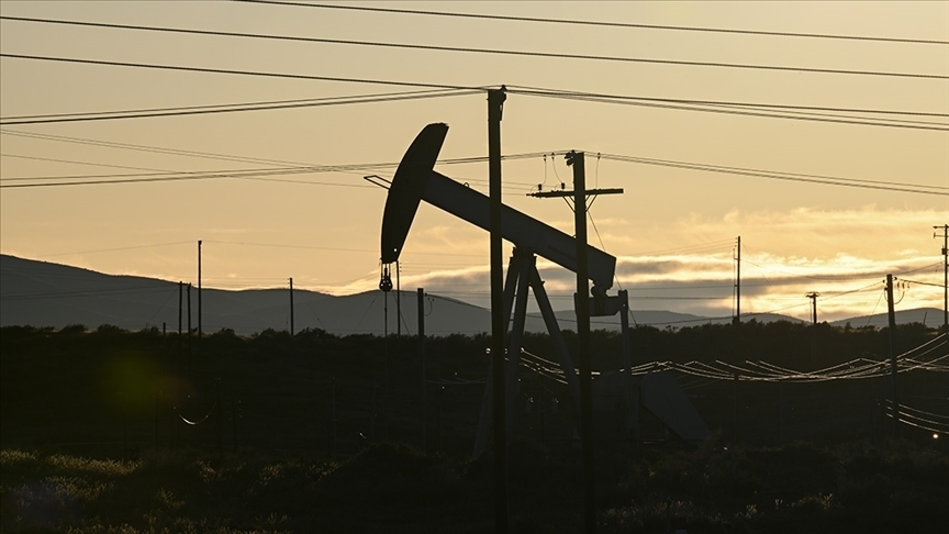 Brent petrolün varili 111,22 dolara çıktı