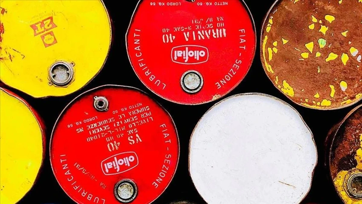 Brent petrolün varili 114,40 dolara yükseldi