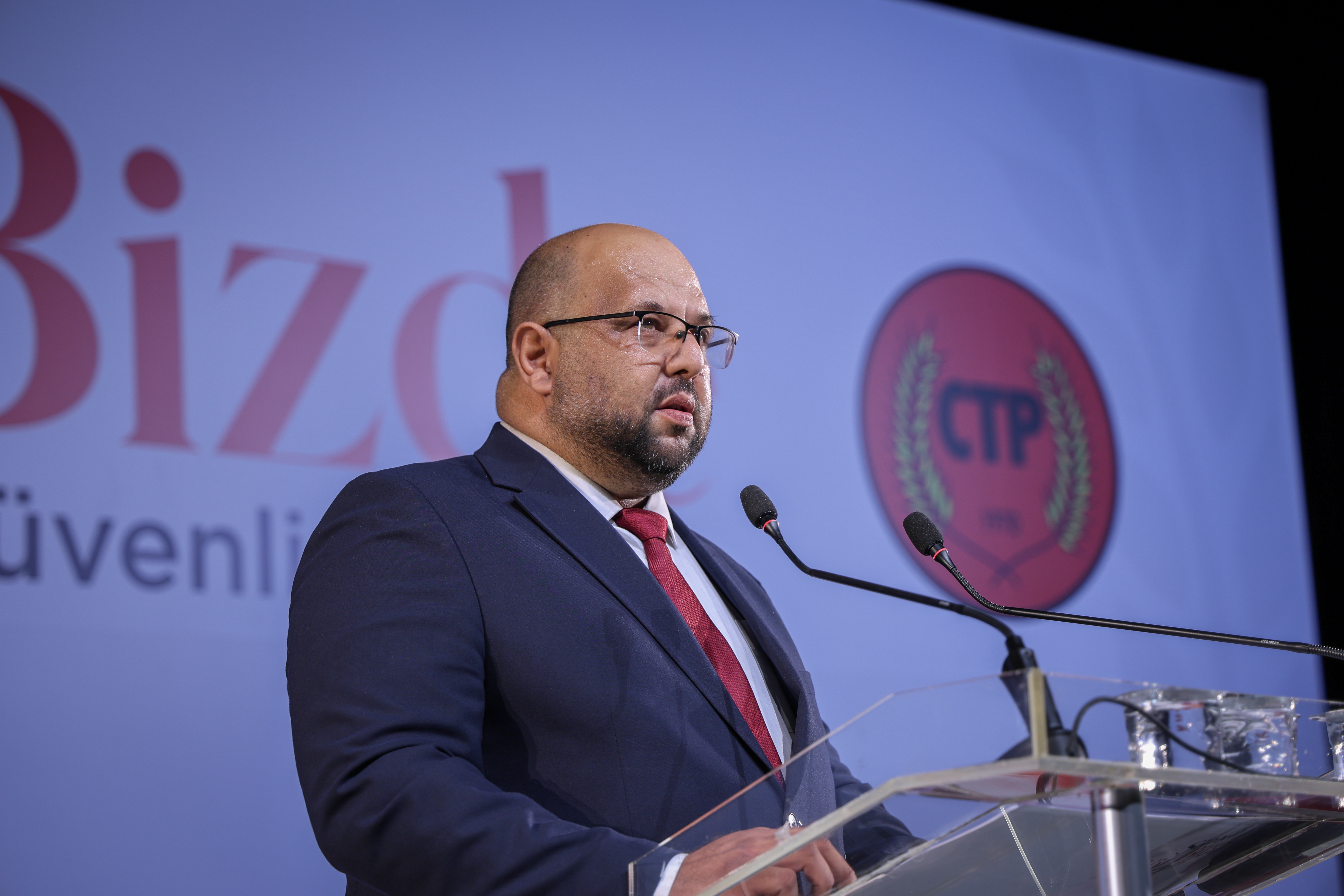 CTP Genel Sekreteri Mehmet Kale Kişi, mahkemede gazetecilere yönelik saldırıyı kınadı