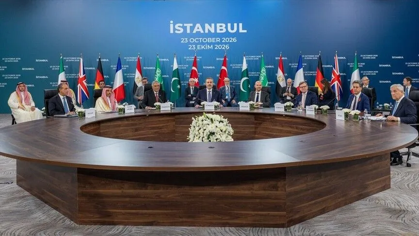 Dört ülkenin dışişleri bakanları İstanbul'da bir araya geldi