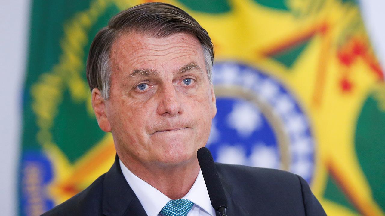 Flavio Bolsonaro ABD'ye kaçtıktan sonra kendini "Brezilya'nın lideri" ilan etti