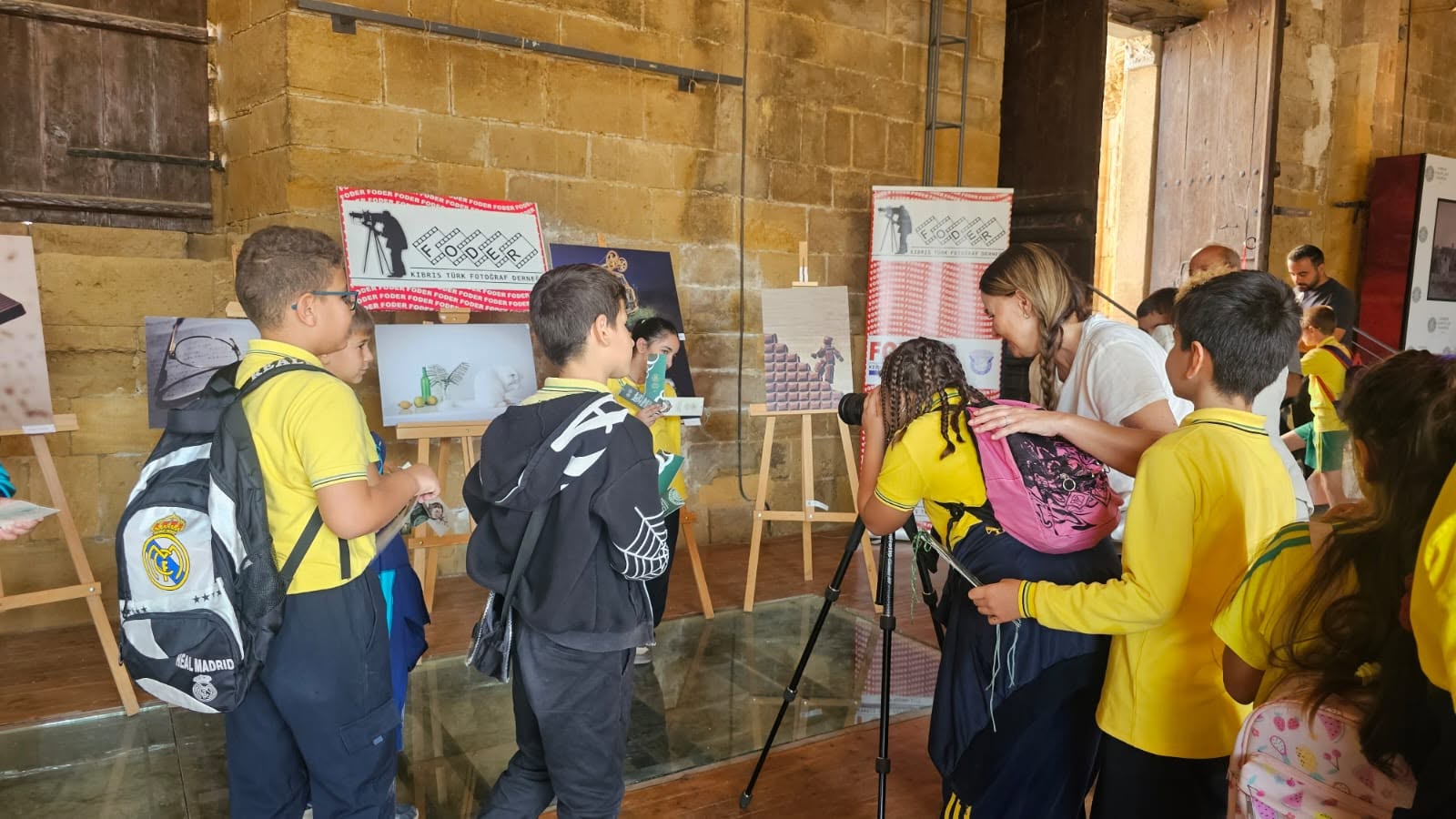 FODER, Bedesten'deki sergide çocukları fotoğrafla buluşturdu