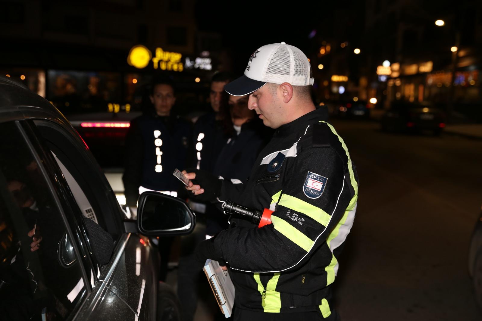 Gazimağusa, Girne ve Güzelyurt'ta asayiş ve trafik denetimi: 746 sürücü hakkında işlem başlatıldı