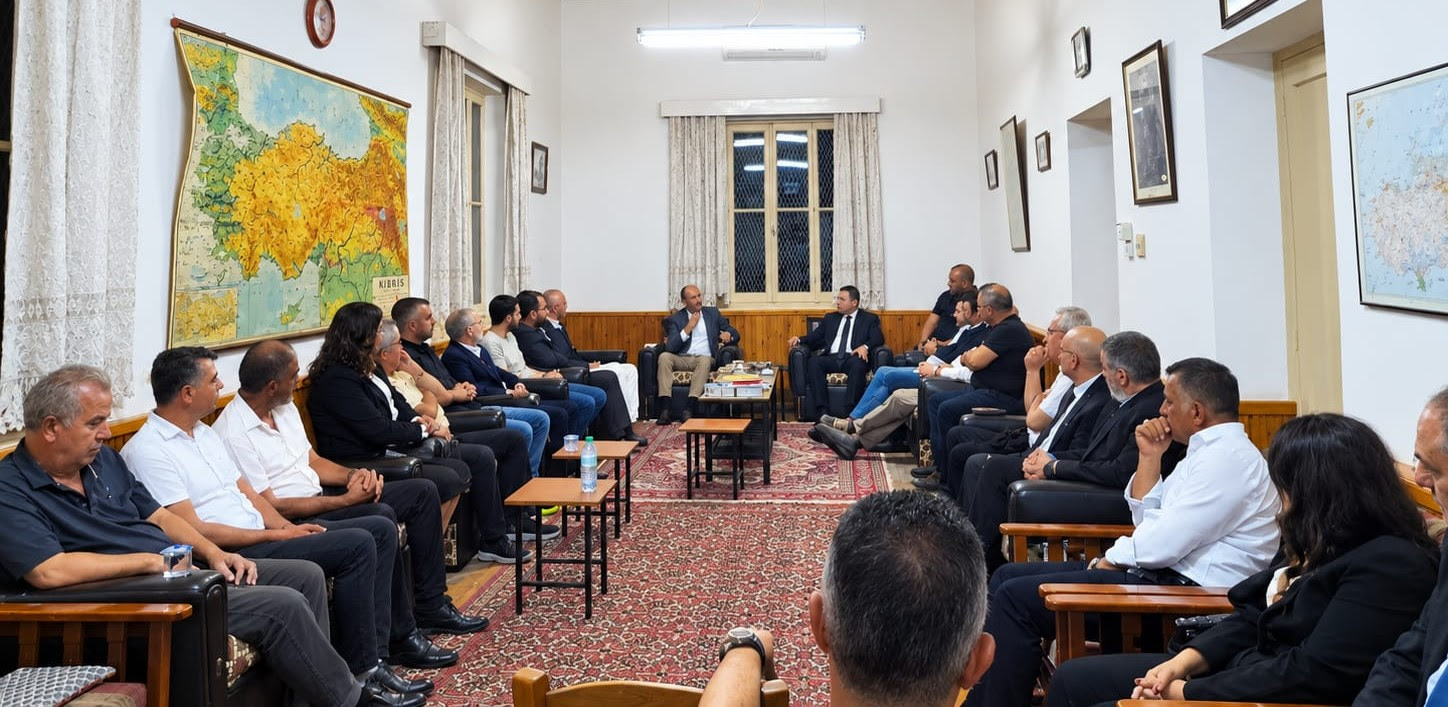 Halkın Partisi Genel Başkanı Kudret Özersay, Kardeş Ocağı'nı ziyaret etti