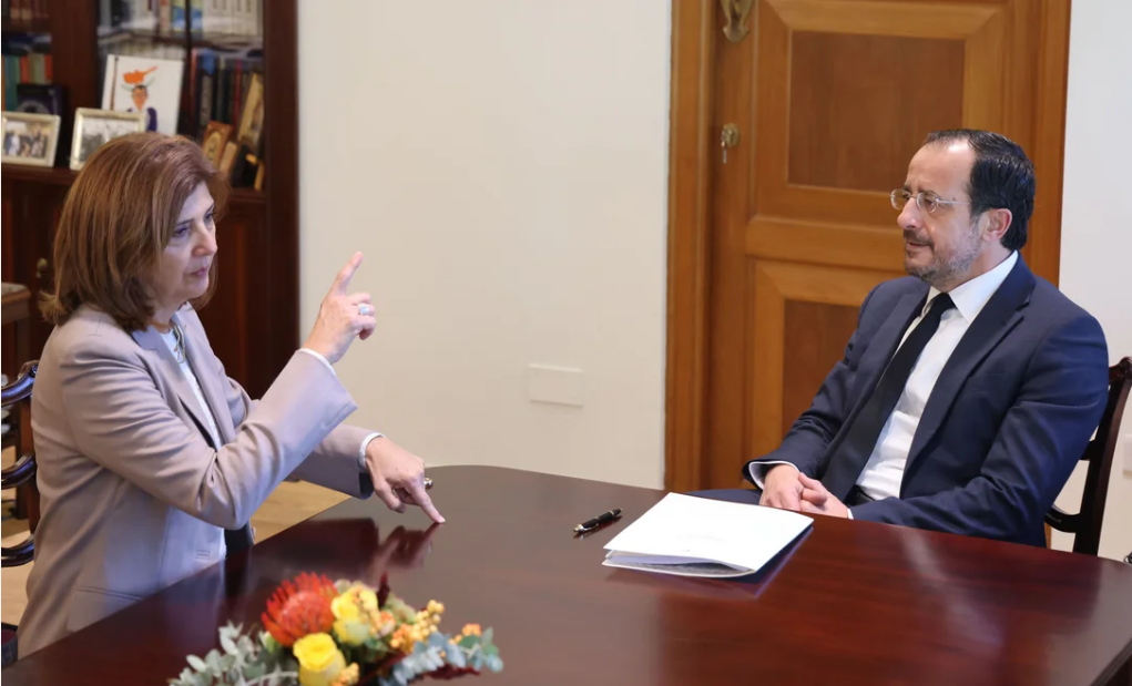 Hristodulidis, Holguin ile görüşmesinin ardından ihtiyatlı iyimser olduğunu söyledi