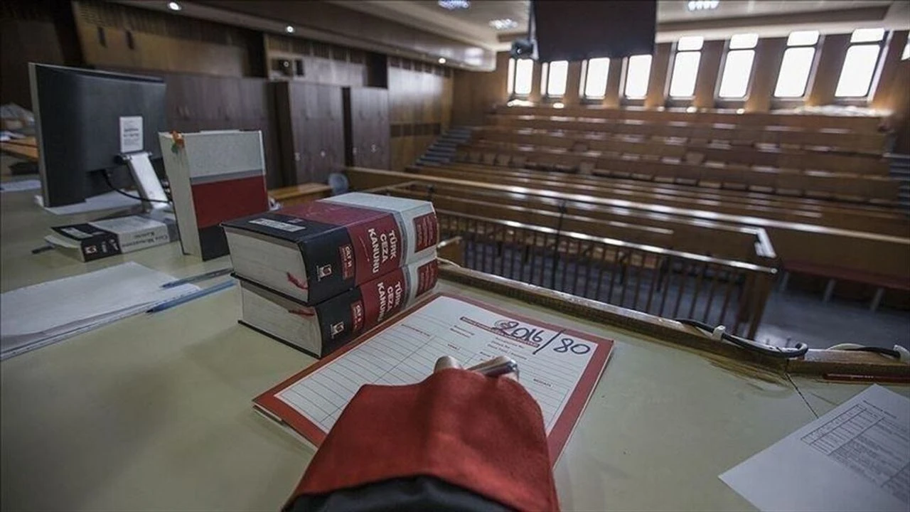 İmamoğlu davasında 101. duruşma: savunma tamamlandı, kitap mahkemeye sunuldu
