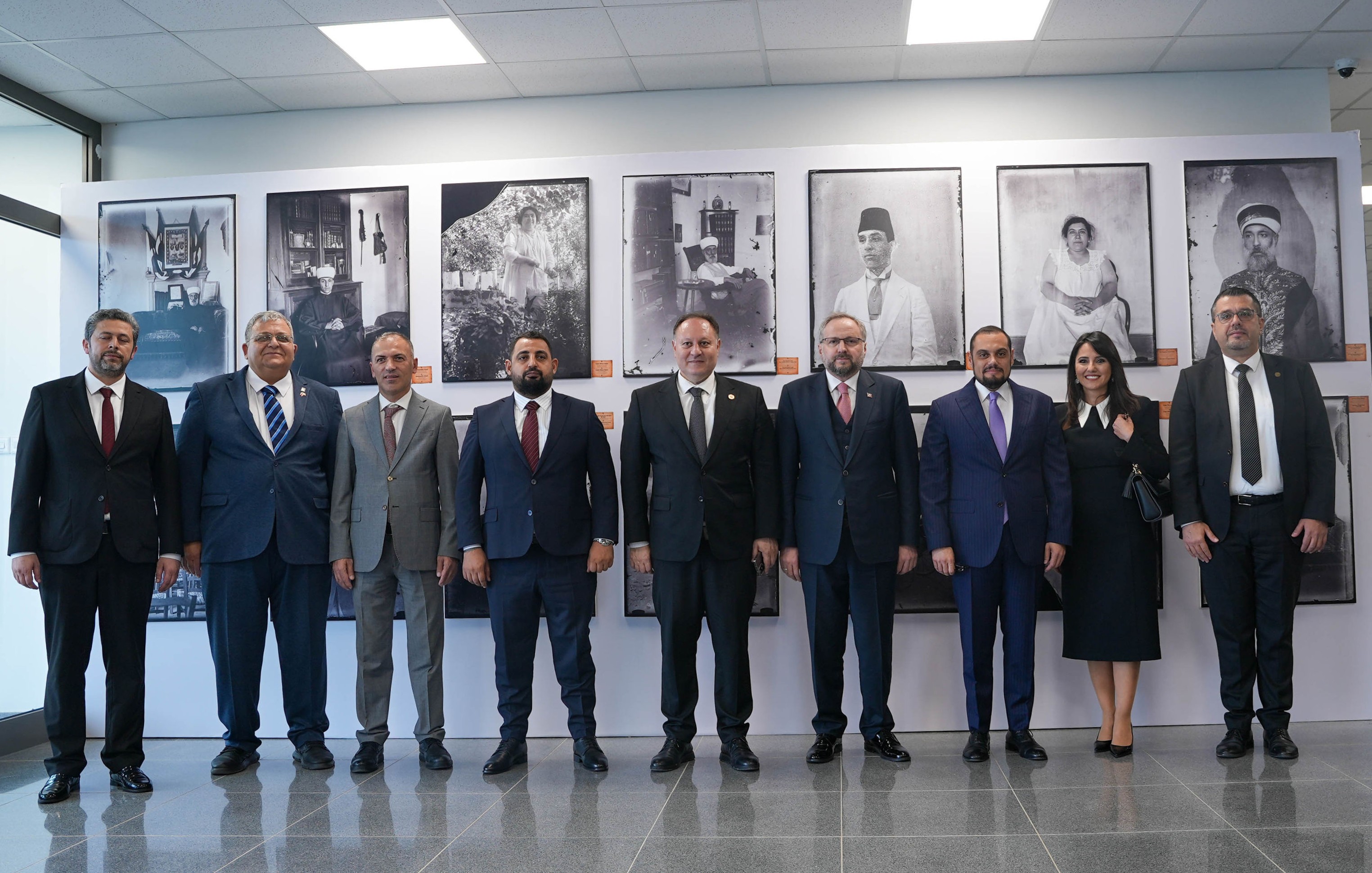 Lefkoşa’da Osmanlı Dönemi Fotoğrafları Sergilenmeye Başladı