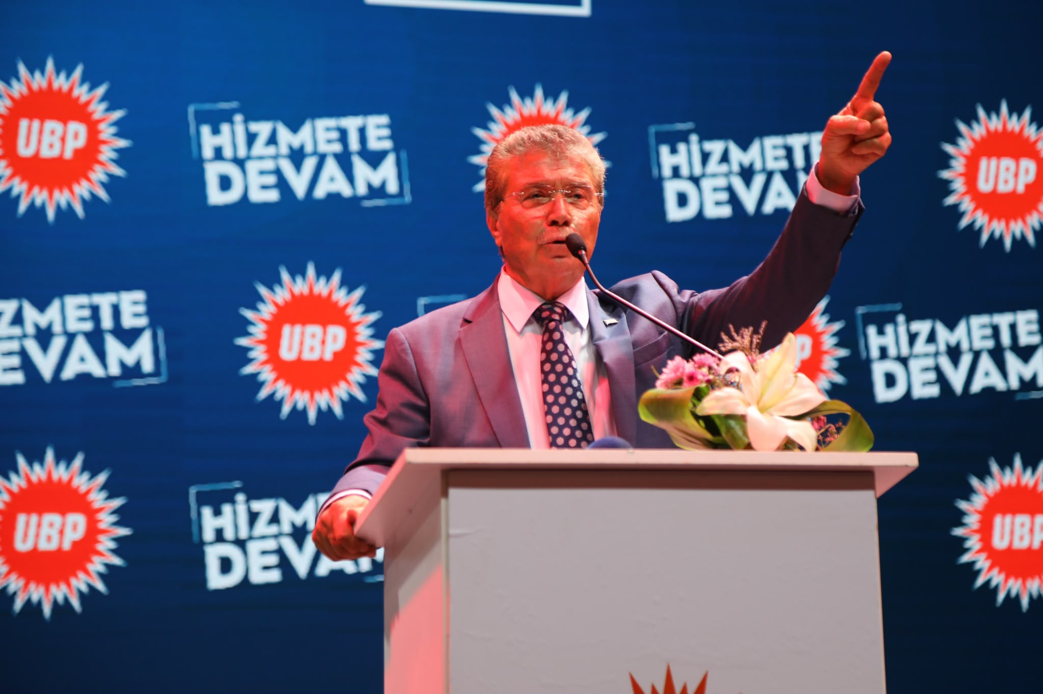 UBP, Ünal Üstel'i Girne'de 1'inci sıradan aday gösterdi