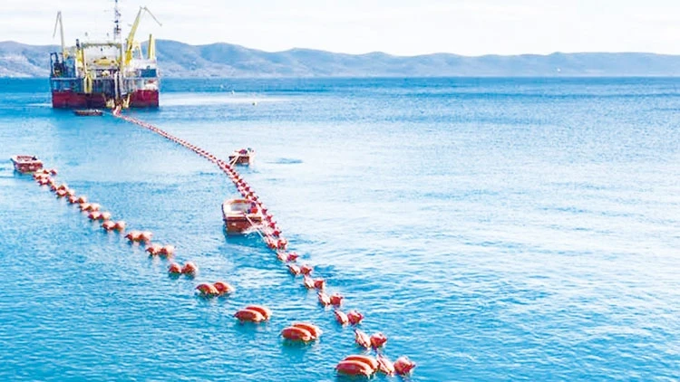 Yunan‑İsrail elektrik hattı planı “muğlaklık” vasıtasıyla yürütülüyor