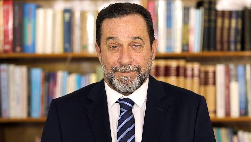 Denktaş: Kıbrıs’ın geleceği ekonomik iş birliğiyle şekillenecek