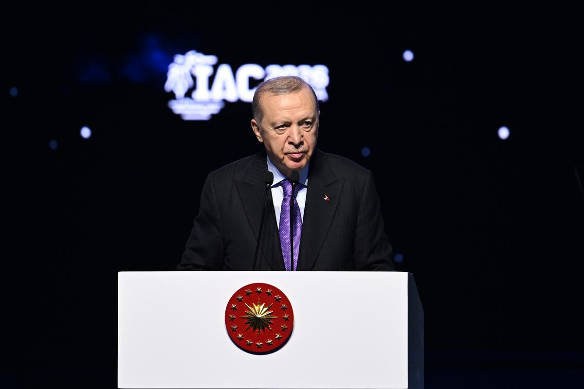 Erdoğan'dan Uzay Kongresi'nde Medeniyetimizdeki Astronomi Mirasına Dikkat Çekti
