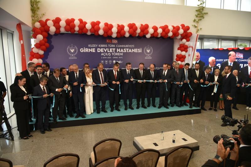 Girne ve Güzelyurt'ta devlet hastaneleri aynı anda hizmete açıldı