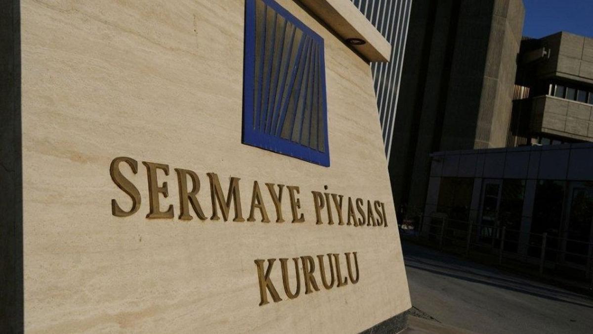 Şimşek, eski SPK başkanının dosyasını Teftiş Kuruluna verdi